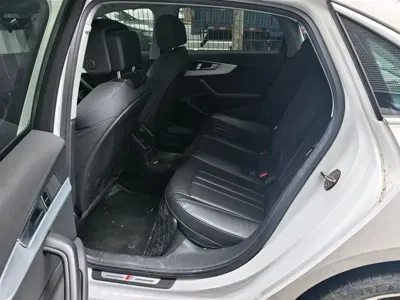 Audi A4L 2024, 90000 км, за 18807.07 USD - фото 9