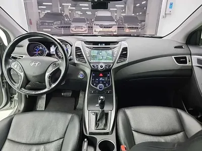 Hyundai Avante 2015, 161558 км, за 3610.35 USD - фото 7
