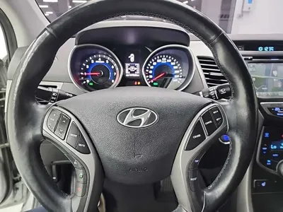 Hyundai Avante 2015, 161558 км, за 3610.35 USD - фото 9