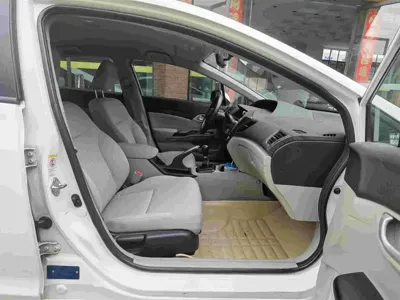 Honda Civic 2015, 57000 км, за 4236.56 USD