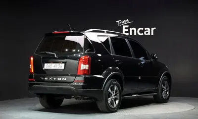 KG_Mobility_Ssangyong Rexton 2017, 104273 км, за 5842.2 USD