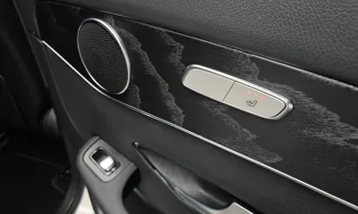 Mercedes-Benz GLC-Class 2019, 45632 км, за 22398.41 USD - фото 19