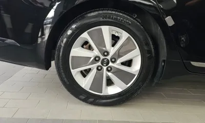 Kia K7 2017, 247225 км, за 5901.27 USD