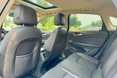 Buick Verano 2019, 50100 км, за 8132 USD - фото 29