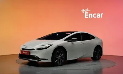 Toyota Prius · 2026 год