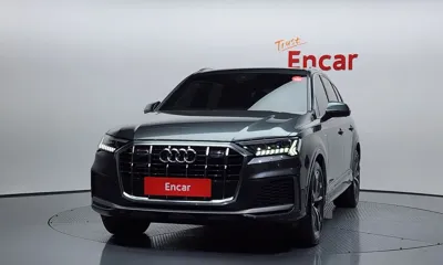 Audi Q7 2021, 56524 км, за 42367.3 USD