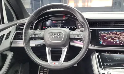 Audi Q7 2021, 56524 км, за 42367.3 USD - фото 13