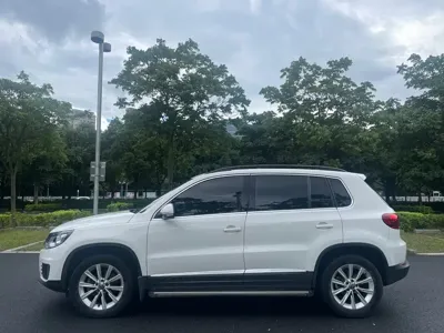 Volkswagen Tiguan 2015, 146000 км, за 7180.56 USD - фото 11