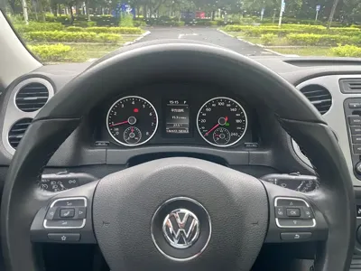 Volkswagen Tiguan 2015, 146000 км, за 7180.56 USD - фото 15