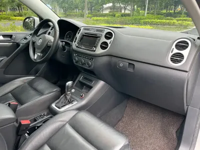 Volkswagen Tiguan 2015, 146000 км, за 7180.56 USD - фото 18