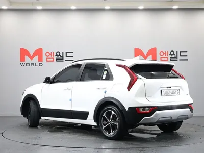 Kia Niro 2022, 74000 км, за 12414.6 USD