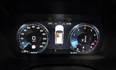 Volvo XC60 2021, 55776 км, за 27062.52 USD - фото 8
