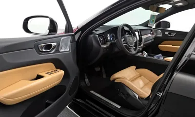 Volvo XC60 2021, 55776 км, за 27062.52 USD - фото 10