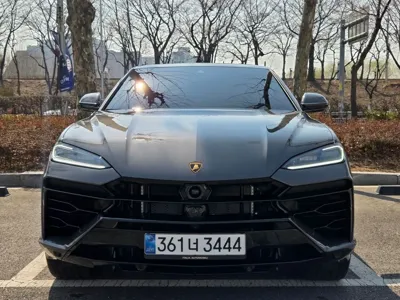 Lamborghini Urus 2025, 7211 км, за 241597.78 USD