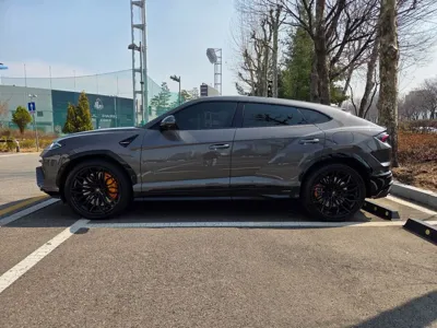 Lamborghini Urus 2025, 7211 км, за 241597.78 USD