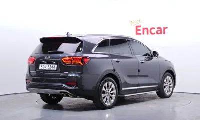 Kia Sorento 2018, 120327 км, за 10569.81 USD