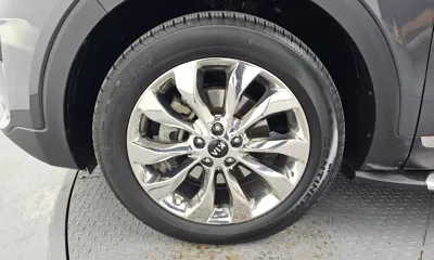 Kia Sorento 2018, 120327 км, за 10569.81 USD