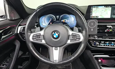 BMW 5-Series 2018, 137350 км, за 15606.31 USD - фото 13