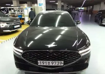 Genesis G90 · 2022 год