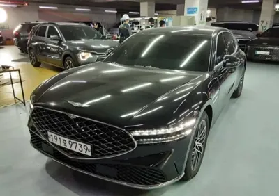 Genesis G90 2022, 33732 км, за 7661.24 USD