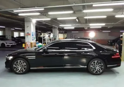 Genesis G90 2022, 33732 км, за 7661.24 USD