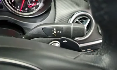 Mercedes-Benz GLA-Class 2018, 36286 км, за 12913.9 USD - фото 9