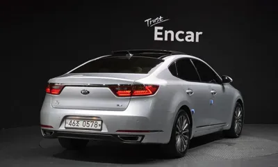 Kia K7 2016, 82059 км, за 7875.72 USD