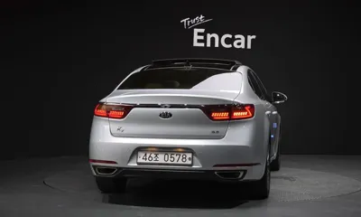 Kia K7 2016, 82059 км, за 7875.72 USD
