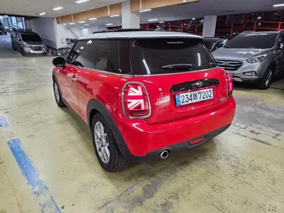 MINI Cooper 2020, 93278 км, за 8008.4 USD
