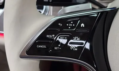 Mercedes-Benz E-Class 2025, 10033 км, за 45227.78 USD - фото 15