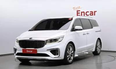Kia Canival · 2019 год