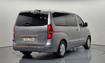 Hyundai Starex 2020, 81539 км, за 10156.36 USD
