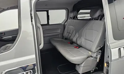 Hyundai Starex 2020, 81539 км, за 10156.36 USD - фото 12