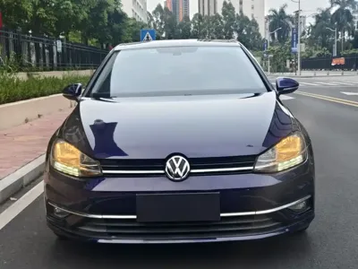 Volkswagen Golf 2020, 70000 км, за 7180.56 USD