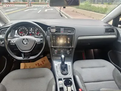 Volkswagen Golf 2020, 70000 км, за 7180.56 USD - фото 38