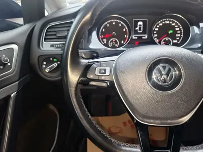Volkswagen Golf 2020, 70000 км, за 7180.56 USD - фото 40