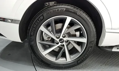 Genesis GV80 2025, 33830 км, за 42995.93 USD