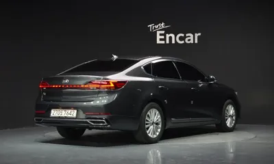 Kia K7 2021, 64930 км, за 11815.68 USD