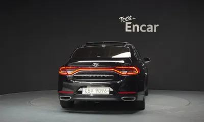 Hyundai Grandeur 2018, 166000 км, за 9051.24 USD