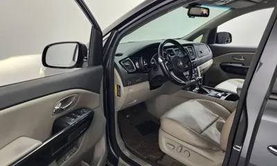 Kia Canival 2017, 181174 км, за 5486.52 USD - фото 10