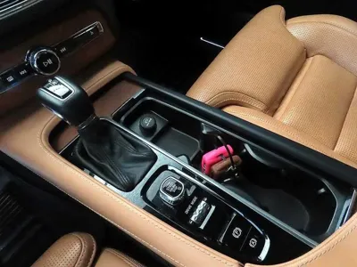 Volvo XC90 2019, 95989 км, за 25069.99 USD - фото 12