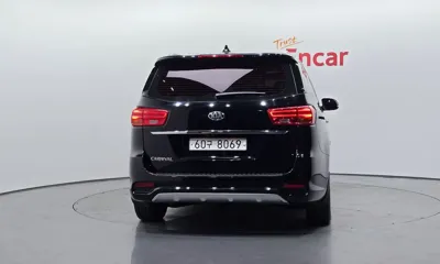 Kia Canival 2019, 72777 км, за 12286.29 USD