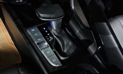 Hyundai Avante 2023, 139193 км, за 9511.62 USD - фото 9