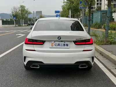 BMW 3 Series 2021, 68500 км, за 20305.67 USD