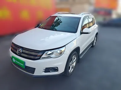 Volkswagen Tiguan · 2012 год