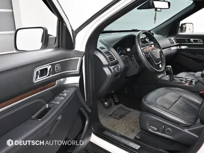 Ford Explorer 2018, 68750 км, за 11009.78 USD - фото 11