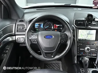 Ford Explorer 2018, 68750 км, за 11009.78 USD - фото 13