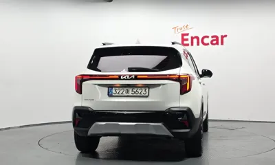 Kia Seltos 2023, 32710 км, за 15861.66 USD