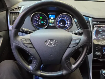Hyundai Sonata 2012, 129315 км, за 2708.61 USD - фото 12