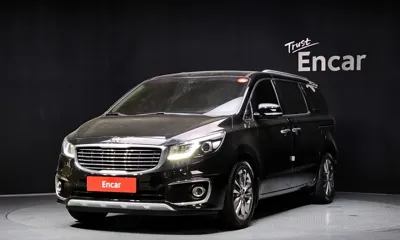 Kia Canival · 2017 год